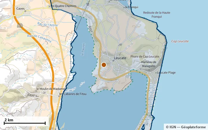 Plan de Leucate, avec les limites de la zone et son centre