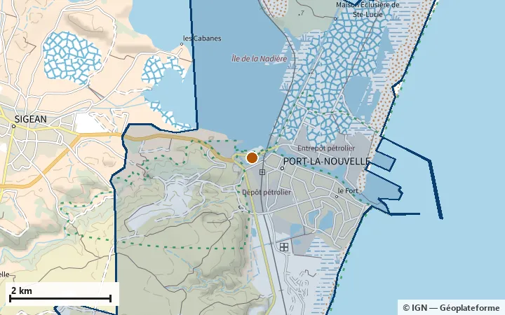 Plan de Port-la-Nouvelle, avec les limites de la zone et son centre