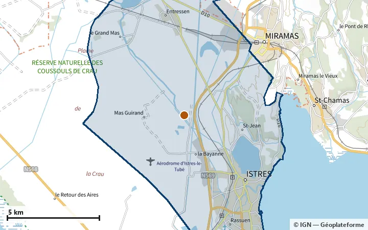 Plan d'Istres, avec les limites de la zone et son centre