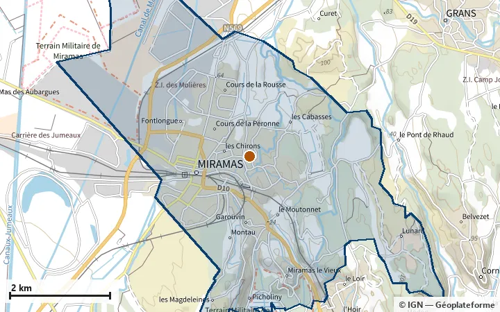 Plan de Miramas, avec les limites de la zone et son centre