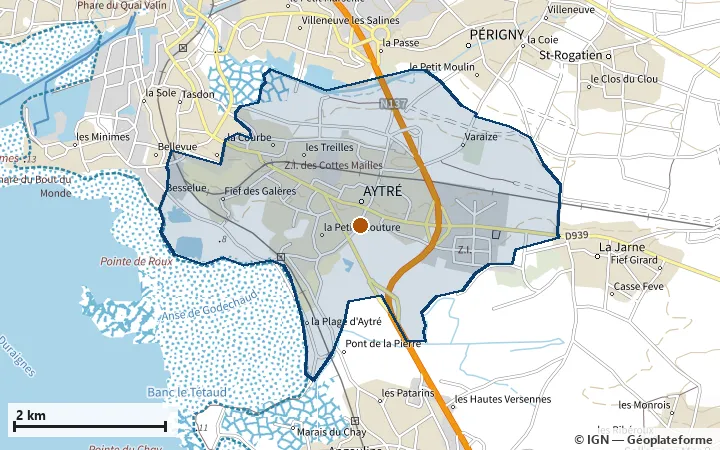 Plan d'Aytré, avec les limites de la zone et son centre