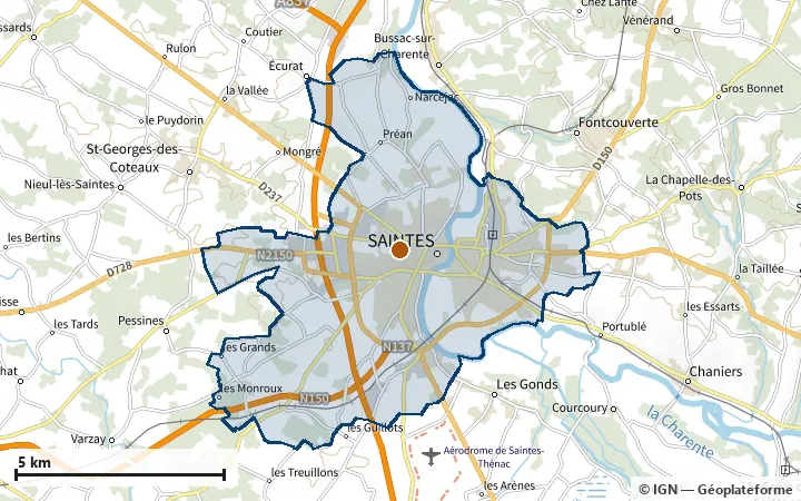 Plan de Saintes, avec les limites de la zone et son centre