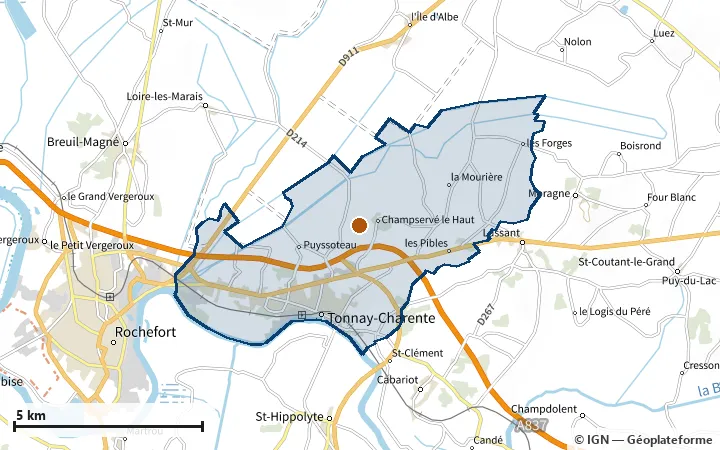 Plan de Tonnay-Charente, avec les limites de la zone et son centre
