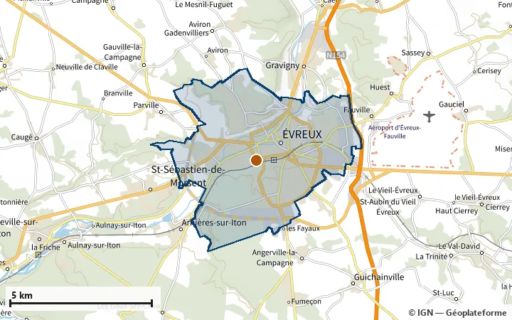 Plan d'Évreux, avec les limites de la zone et son centre