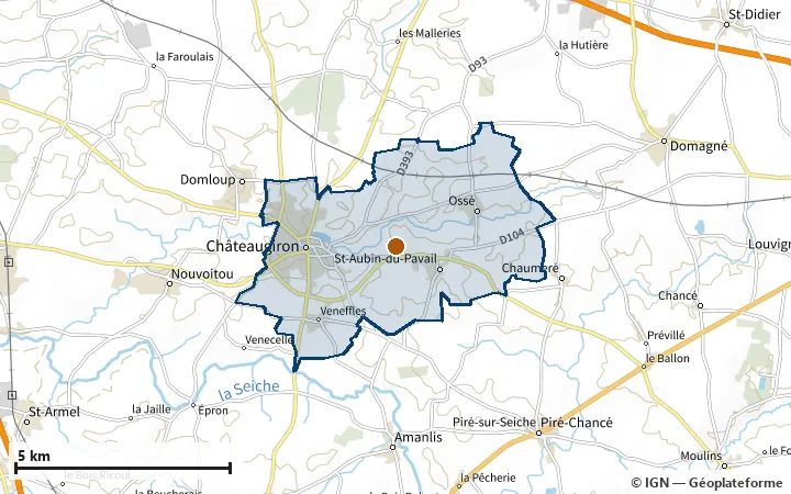 Plan de Châteaugiron, avec les limites de la zone et son centre