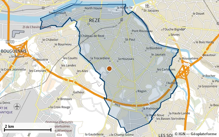Plan de Rezé, avec les limites de la zone et son centre