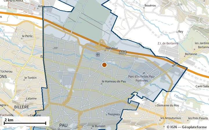 Plan de Pau, avec les limites de la zone et son centre