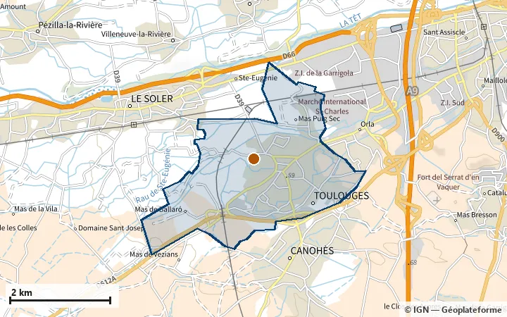 Plan de Toulouges, avec les limites de la zone et son centre