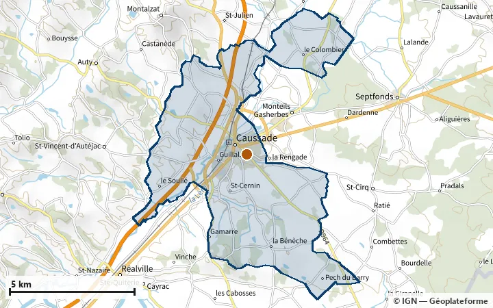 Plan de Caussade, avec les limites de la zone et son centre