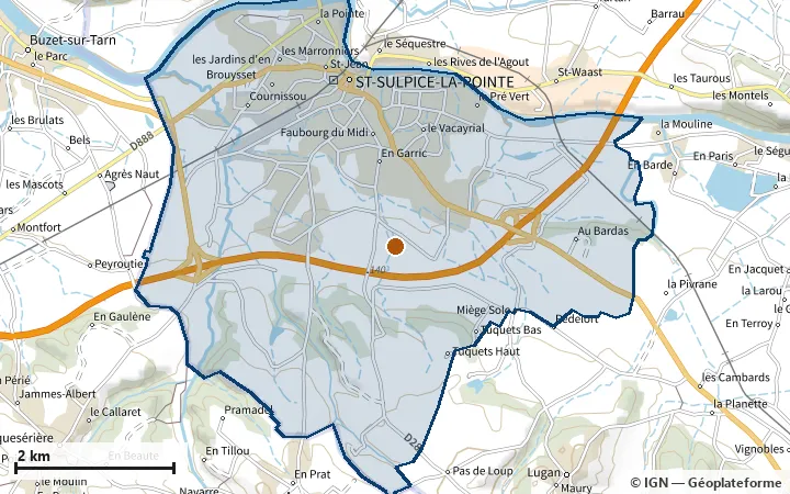 Plan de Saint-Sulpice-la-Pointe, avec les limites de la zone et son centre